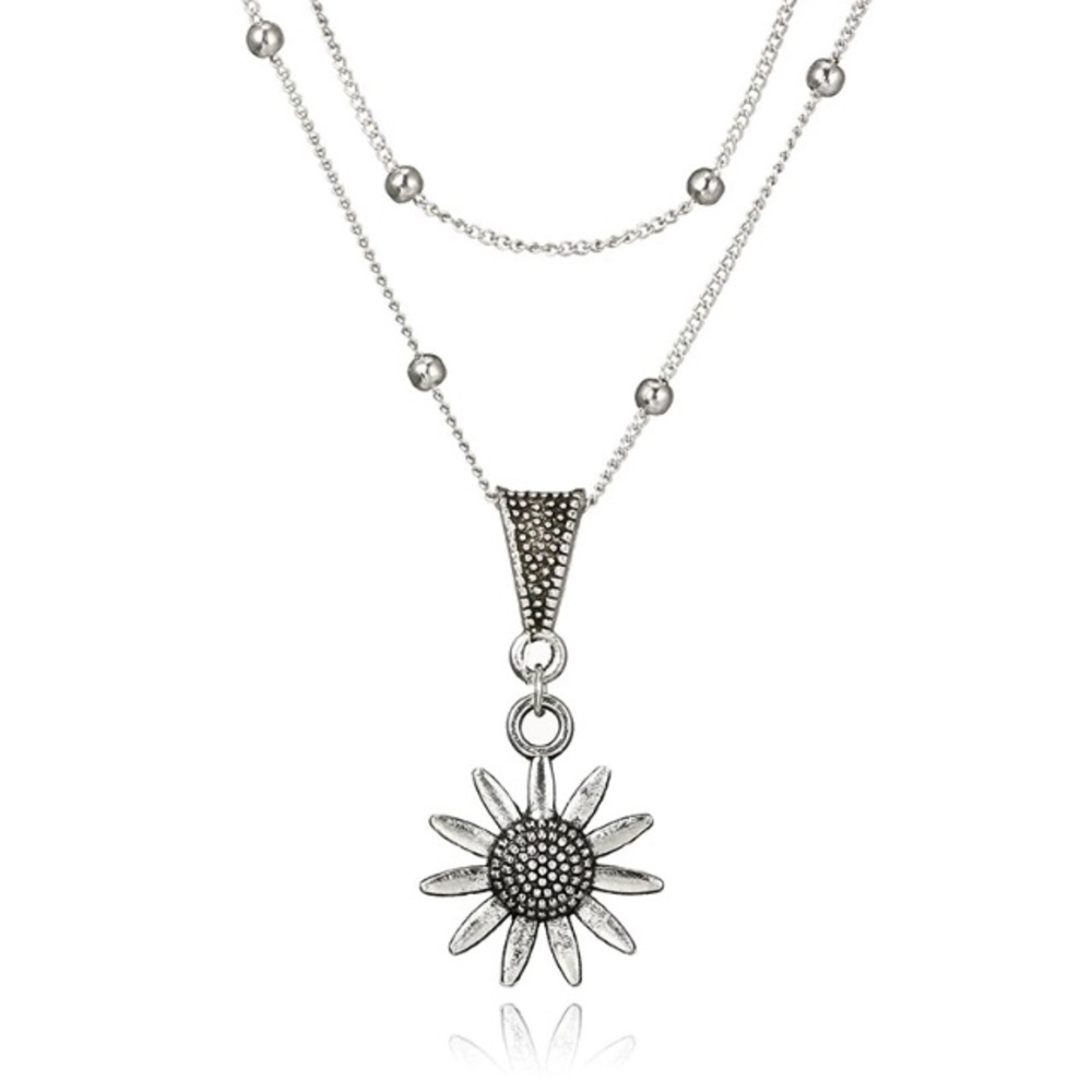 Boho Flower Necklace - Picture 5 of 8